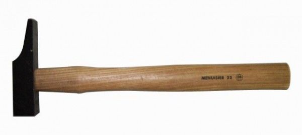 El martillo francés de los carpinteros con la manija forjada negra de madera de la capa forjó el acero de carbono